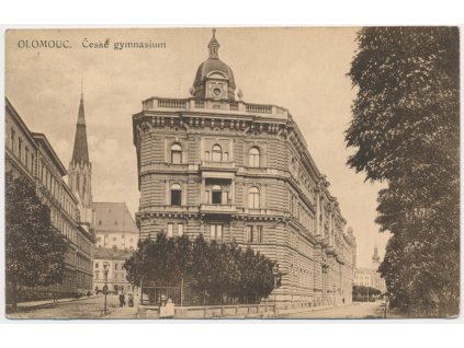 41 - Olomouc, České gymnázium, cca 1925