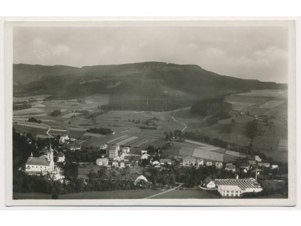 38 - Náchodsko, Machov s Borem, celkový pohled, Grafo Čuda, cca 1930