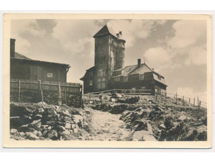 32 - Liberecko, Ještěd, partie z vrcholu hory, cca 1950