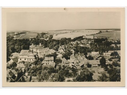 35 - Mělnicko, Liběchov, celkový pohled, cca 1945