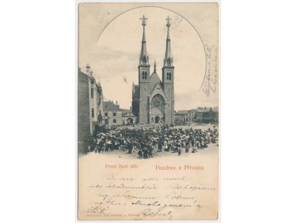 43 - Ostravsko, Přívoz, oživené náměstí před kostelem, cca 1907