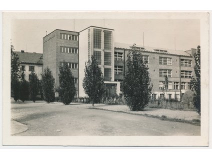 70 – Orlickoústecko, Česká Třebová, Chlapecké školy, cca 1938