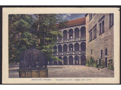 24-Jindřichův Hradec, Starodávná studně v třetím dvoře zámku, cca 1925