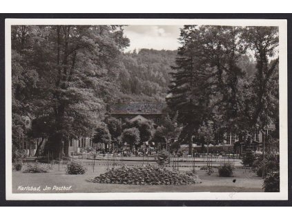 25-Karlovy Vary, Poštovní dvůr, A. Weber and Co., cca 1930