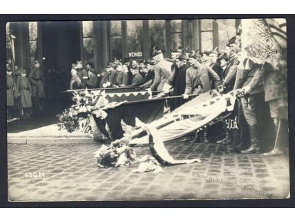 Příjezd TGM do Prahy, Sokolové, Pragaphot č.n. 13021