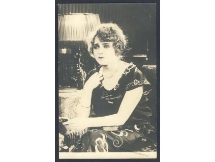 Sandra Milovanovna z filmu Parisella, ca 1930