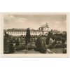 22 - Jičín, Valdštejnský zámek a zámecký park, cca 1950
