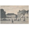 57 - Rychnov nad Kněžnou, oživené náměstí, cca 1920