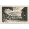 49 - Praha, oživená partie před Národním divadlem, cca 1941