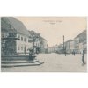 59 - Sokolov (Falkenau an der Eger), oživená partie z náměstí, cca 1909