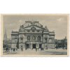 47 - Plzeň, oživená partie před městským divadlem, cca 1930