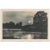 38 - Náchodsko, Babiččino údolí, Západ slunce nad Viktorčiným splavem, 1923