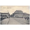49 - Praha, oživená partie u Národního divadla, cca 1914