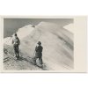 Slovensko, Malá Fatra, Hromévé a Chleb, zimní partie s lyžaři, cca 1938