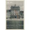 47 - Plzeň, oživená partie před Plzeňskou radnicí, cca 1940
