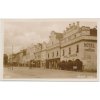 25 - Jindřichohradecko,Třeboň,oživené náměstí(Hotel U Koníčka),ca 1930