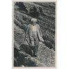 20 - Jablonecko, Harrachov, básník Viktor Dyk na procházce, cca 1925