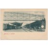 53 - Přerov, vlakové nádraží, oživená partie z nástupiště, cca 1920