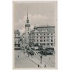 04 - Brno, oživená Kostelní ulice s tramvajemi, cca 1943