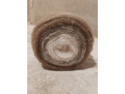 Česanec z shetlandské vlny