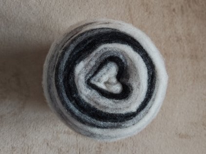 Česanec z shetlandské vlny