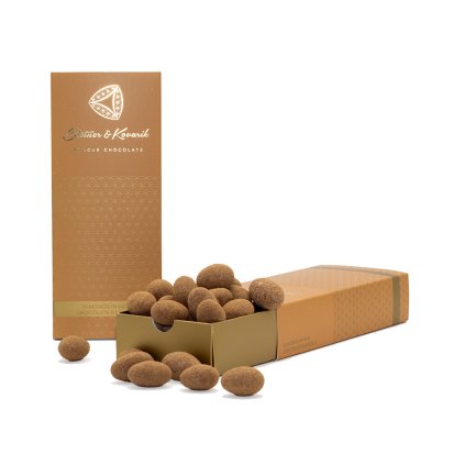 mandle v čokoládě & masala
