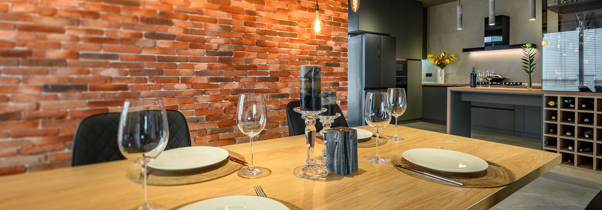 Cihlové pásky pravé