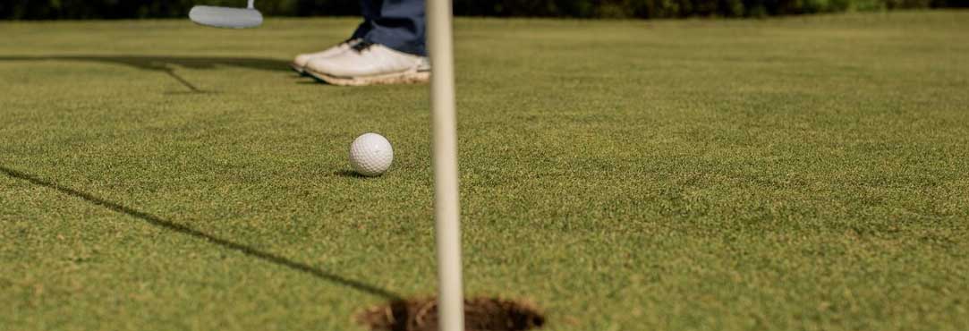 UL7_putt2_1083