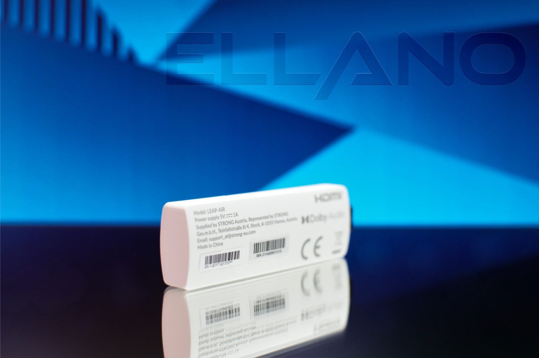 Modelové označení Strong LEAP-AIR a technické údaje přímo na těle zařízení