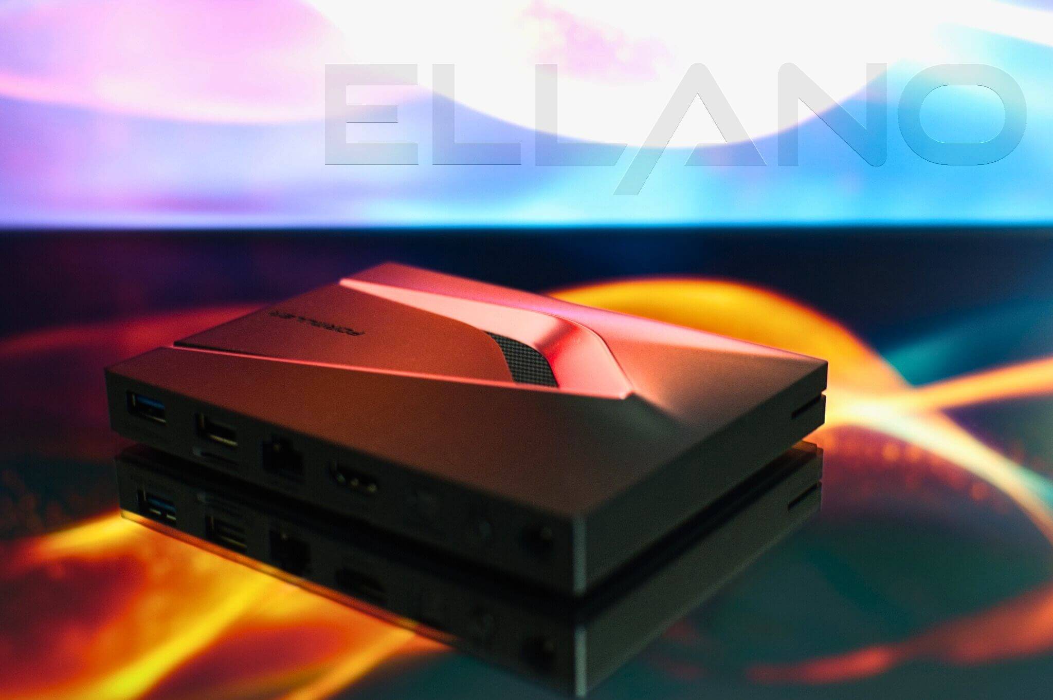 Pohľad na konektory Formuler Z12 Ultra 4K Android 12 IPTV box 128GB Dolby Vision/Atmos z pravej bočnej strany