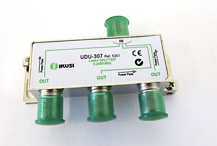 Satelitný rozbočovač IKUSI-UDU 307 1/3 5-2400 MHz