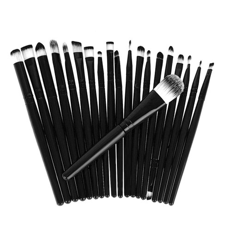 Sada štetcov na MAKE UP 20ks