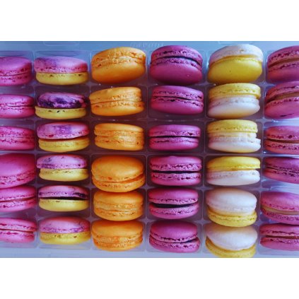 Macarons PINK 36db/csomag Gyümölcs forralás (Eper, maracuja, narancs, áfonya-bazsalikom, citrom, málna)