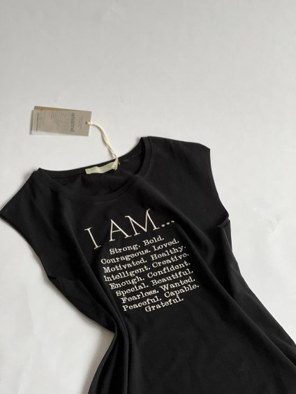 Triko z organické bavlny s citátem "I AM"