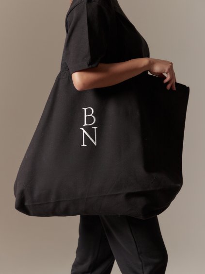 Annie oversize black / monogram.