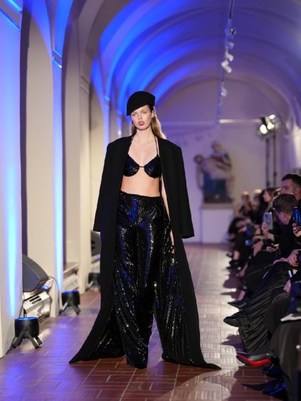 THE LUMINOUS COAT – VIRGIN WOOL & SEQUIN SILK.