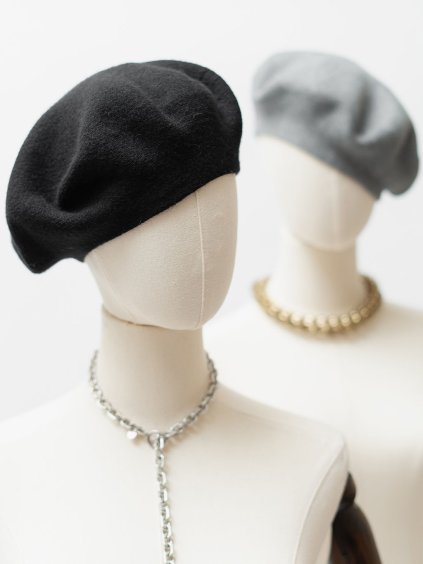 WOOL BLACK BERET MONOGRAM