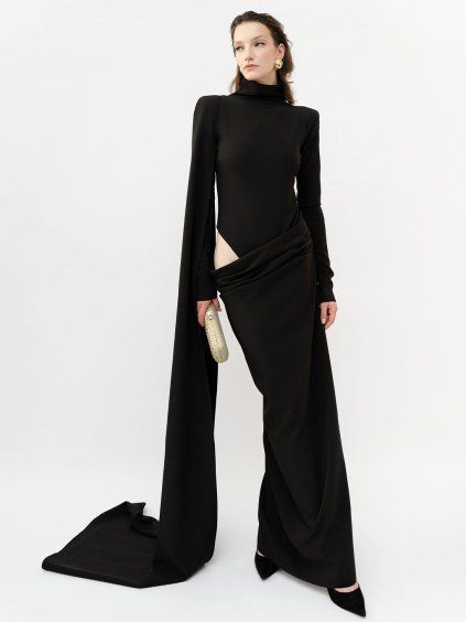 THE VELORA  GOWN.