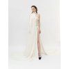 RENTAL THE FLOPPY  GOWN.