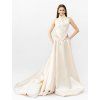 RENTAL THE MAKY GOWN.