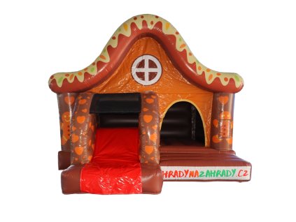 Skákací hrad perníková chaloupka se skluzavkou (1)
