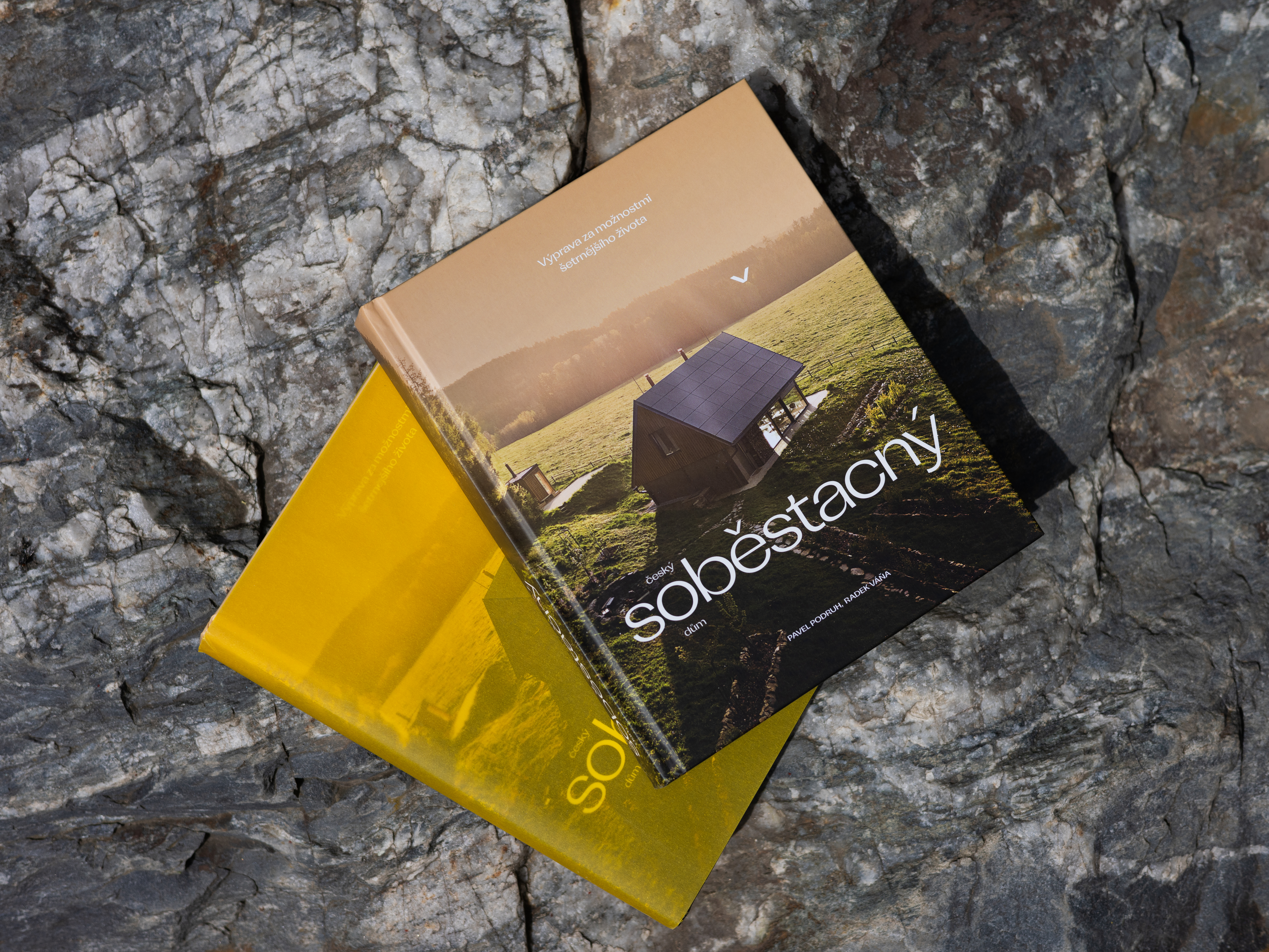 Vyšla kniha Český soběstačný dům. Mapuje možnosti šetrnějšího života