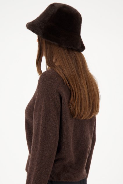 809448 520 Model Front 1200