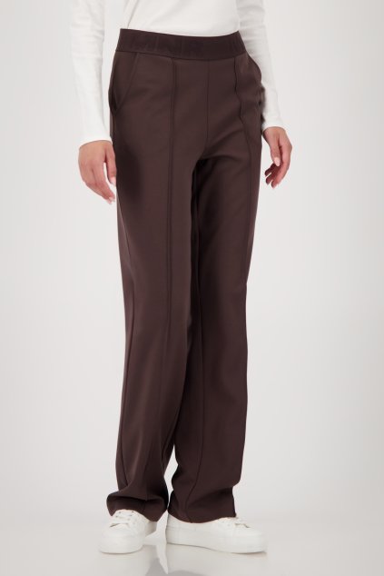 809703 520 Model Front 1200