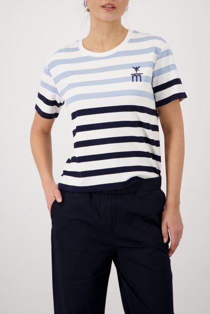 410626 756 Model Front 1200