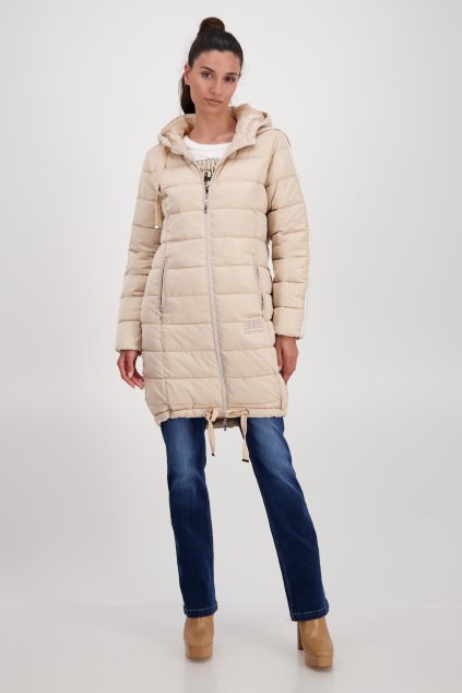 807076 167 Front ModelShooting 1200