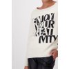 Flauschiger Pullover mit Kontrast Schrift Beige monari 50397