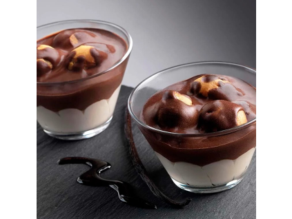 Profiterol ve skle