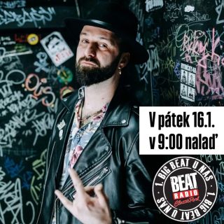 Pátek ráno, první káva nebo vyprošťovák a u toho náš Marek vypráví na @radiobeat_official 📻 Laďte všichni! 🤟