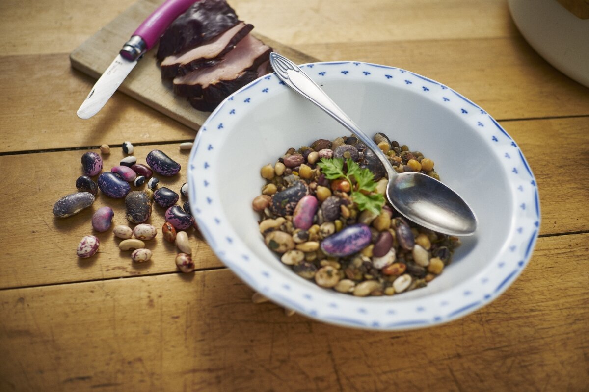 Novoroční hrstkovka